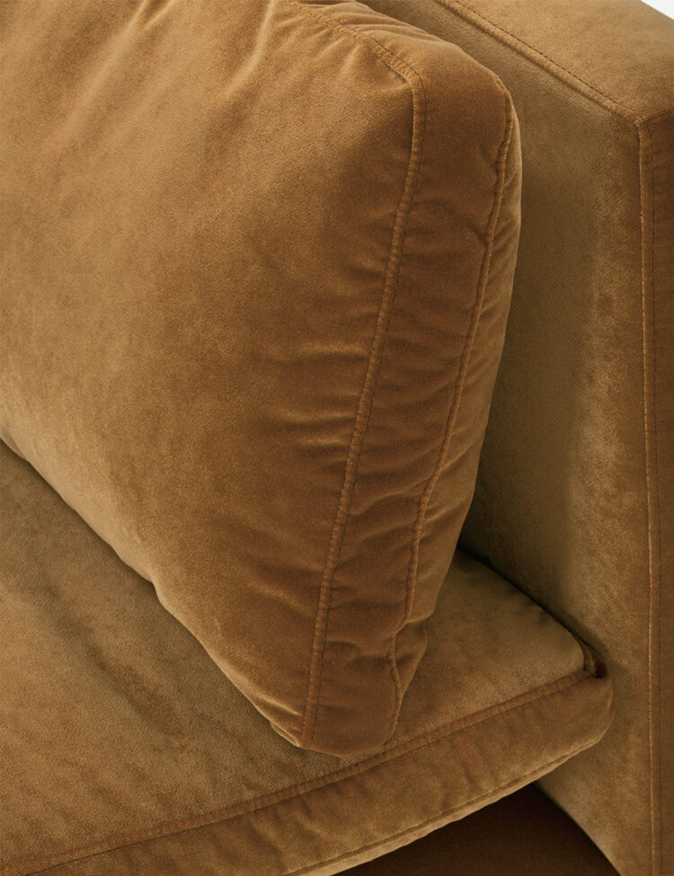 YULIA SOFA
